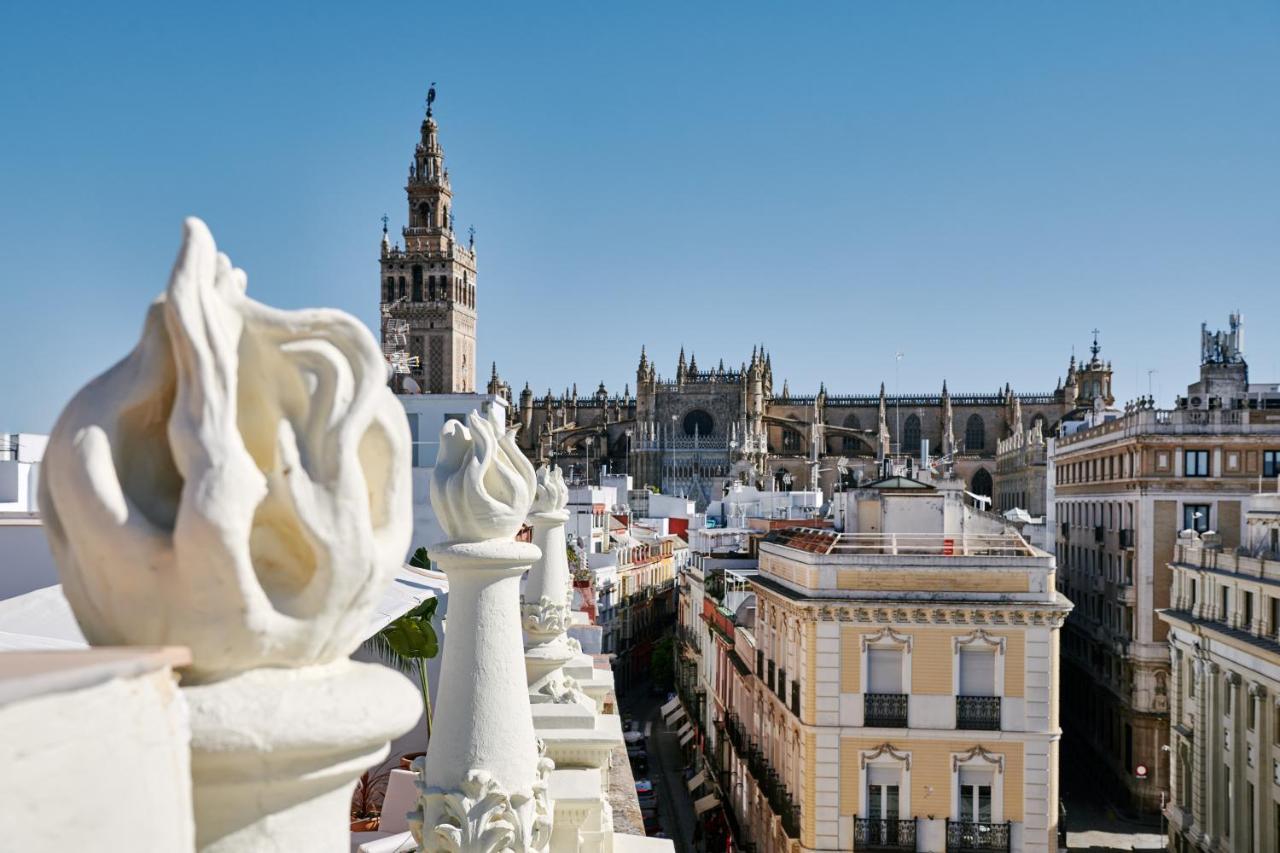 Mercer Plaza Sevilla 5 Gl Exterior foto